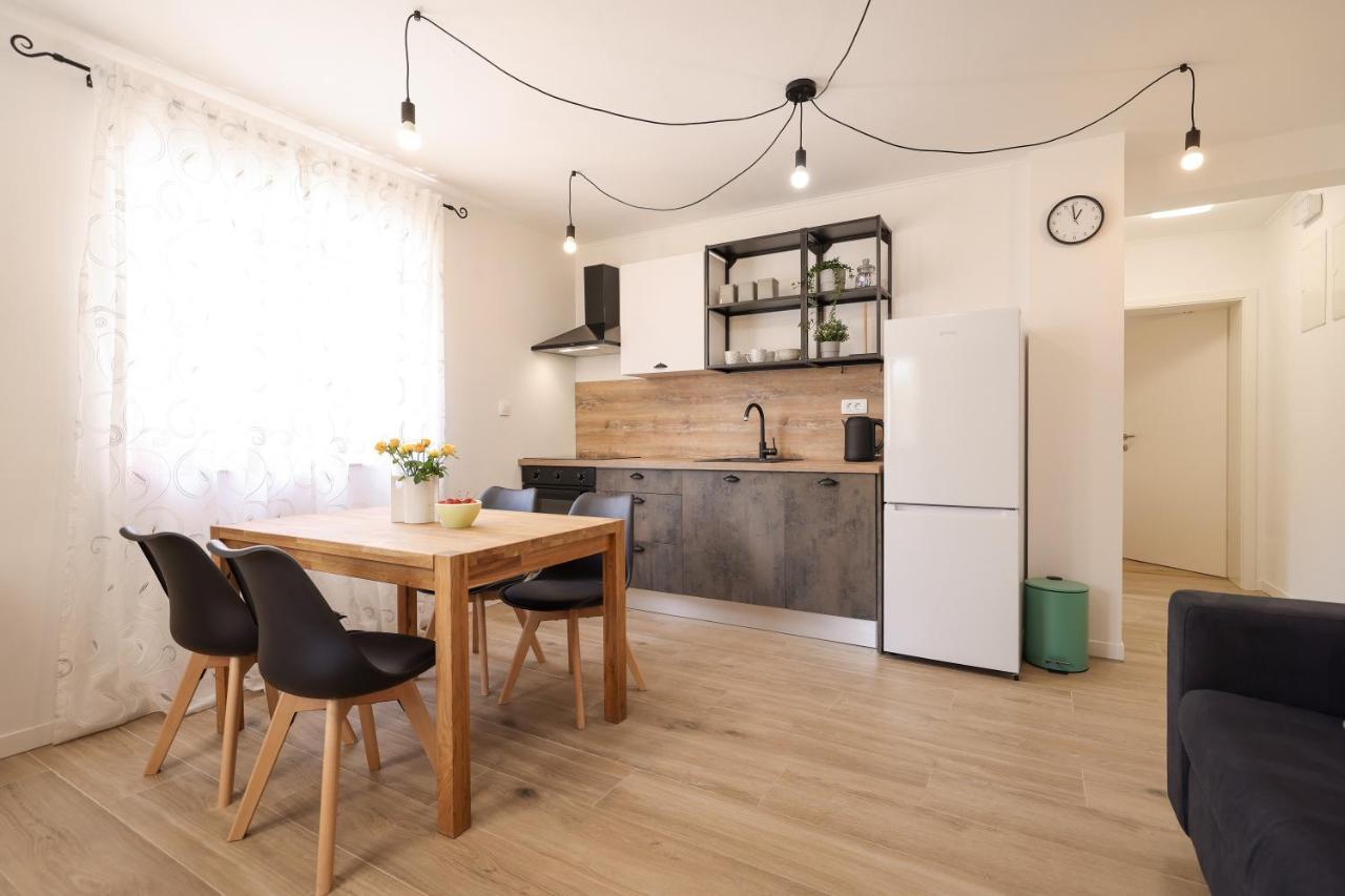 Apartment Ana Zadar Extérieur photo